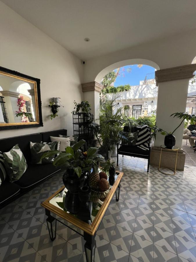 Casa Lani Luxury B&B Альенде Экстерьер фото